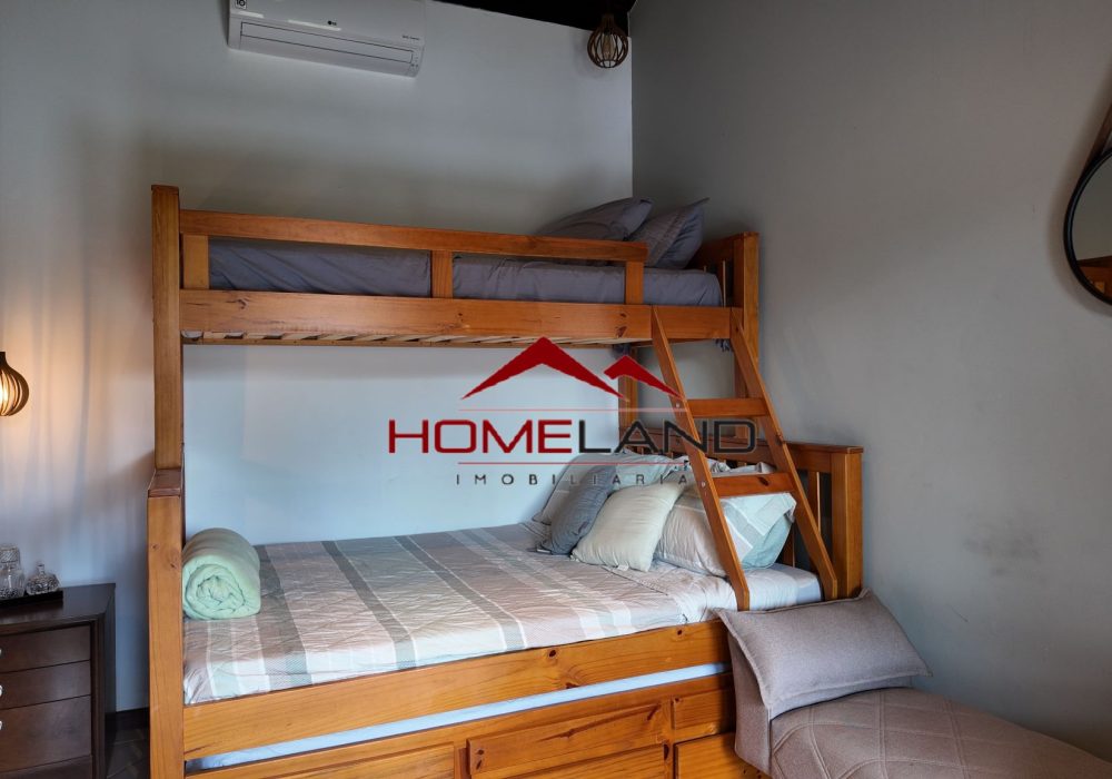 423- quarto edícula