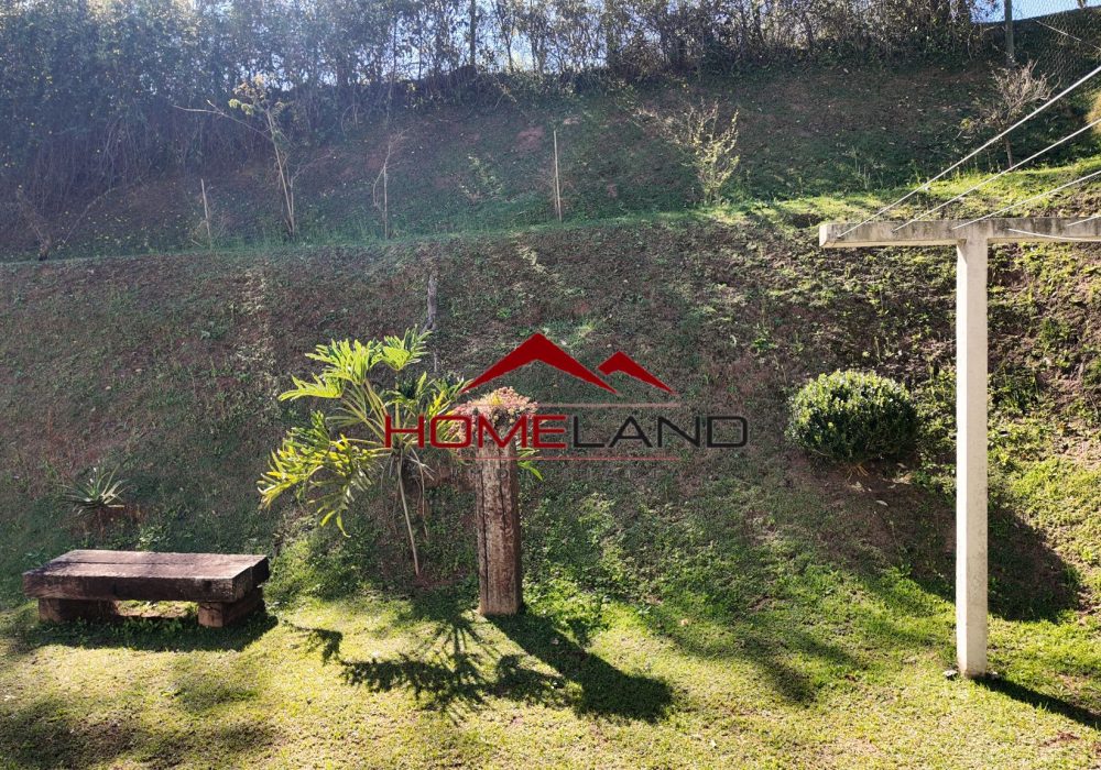HL446 - jardim fundos