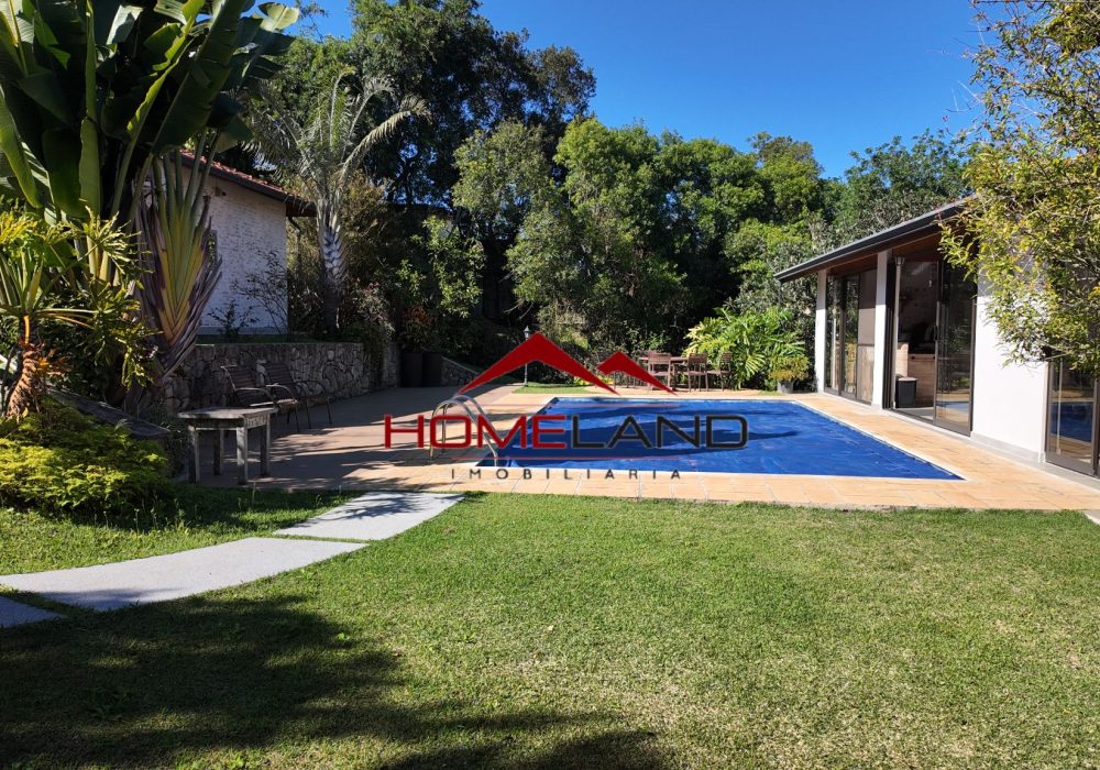 HL446 - piscina_1